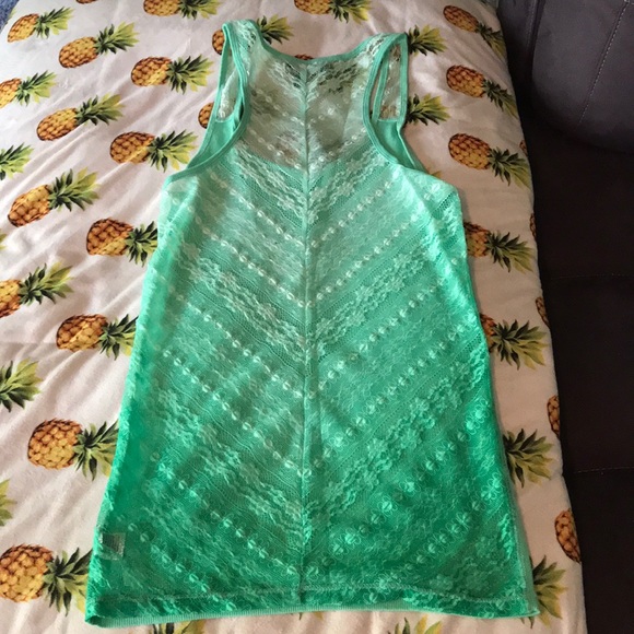 Green lace back tank top - Picture 3 of 4